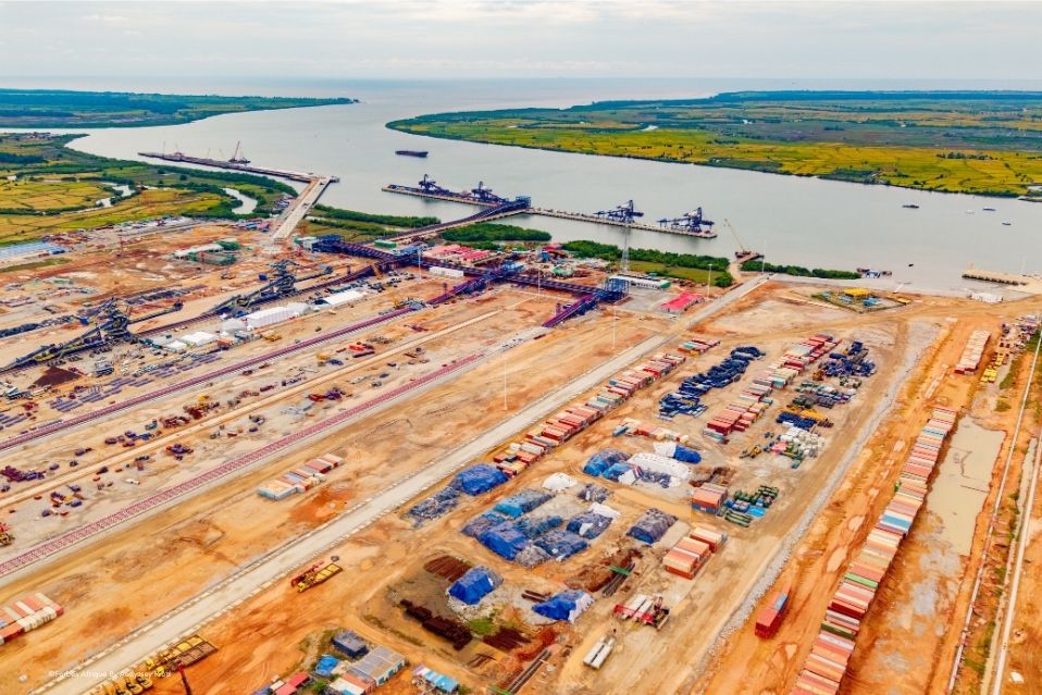 Grands projets miniers et énergétiques : le pari de l'industrialisation de la Guinée